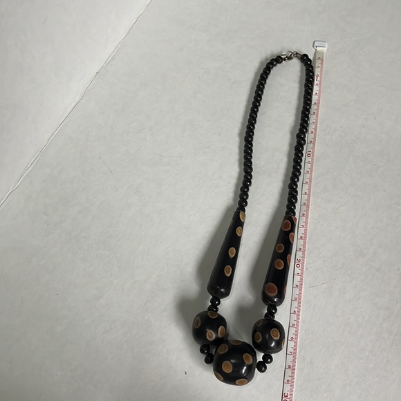 Wooden Big Beads Necklace - Picture 13 of 13